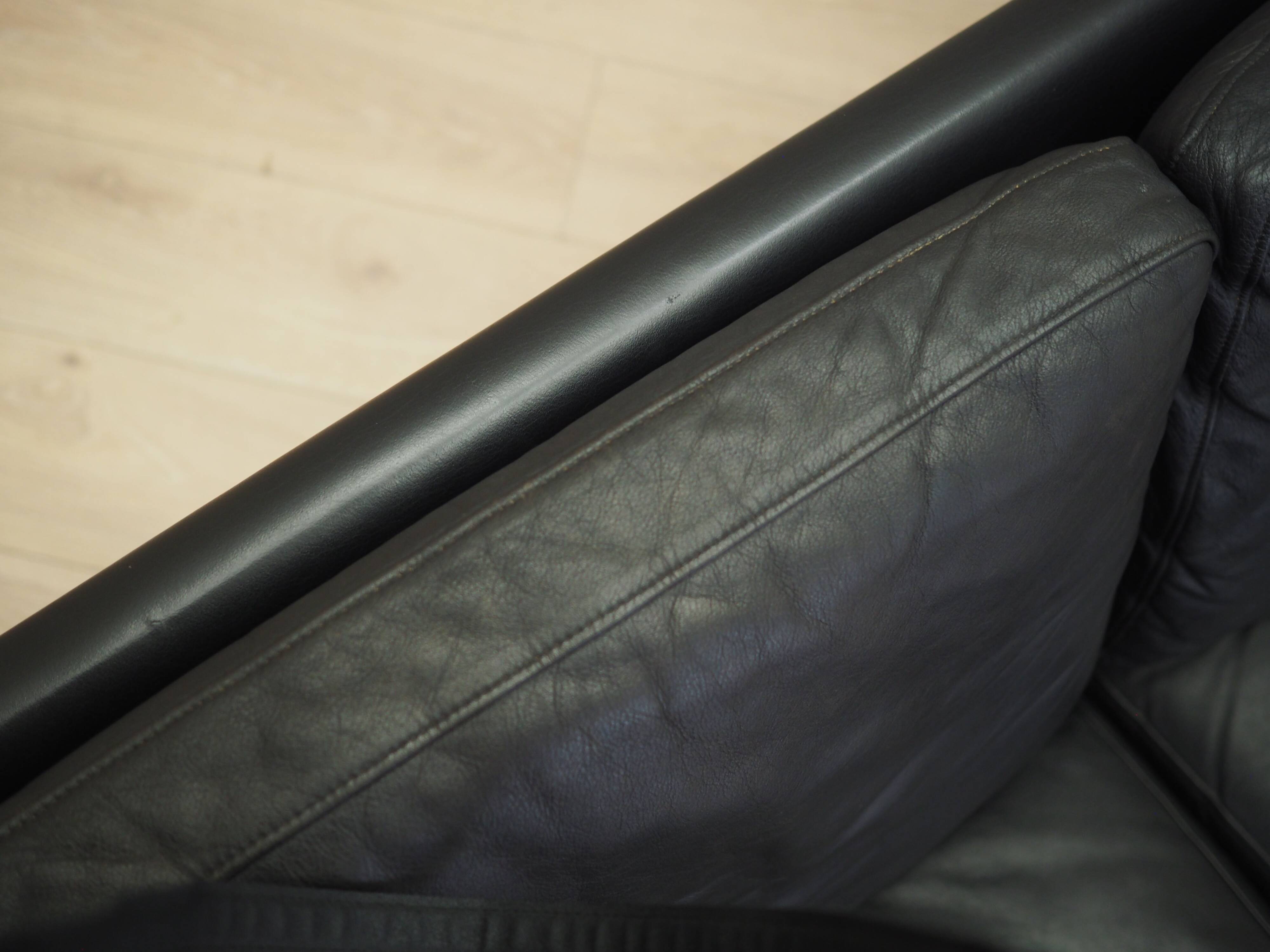 Black leather sofa, Danish design, 1960s, manufacturer: Eran Møbler, design