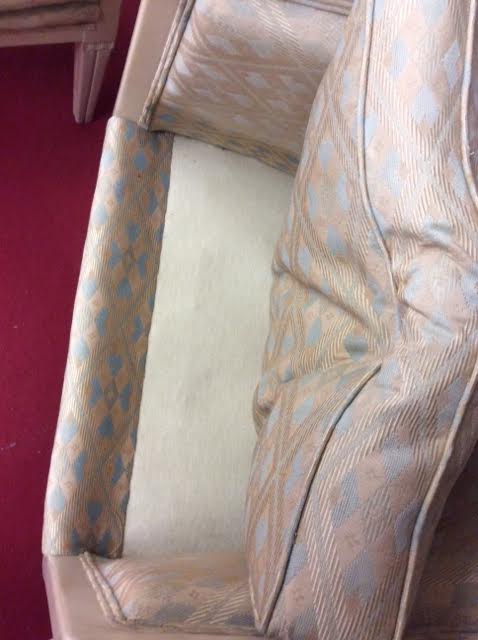 2 toad chairs