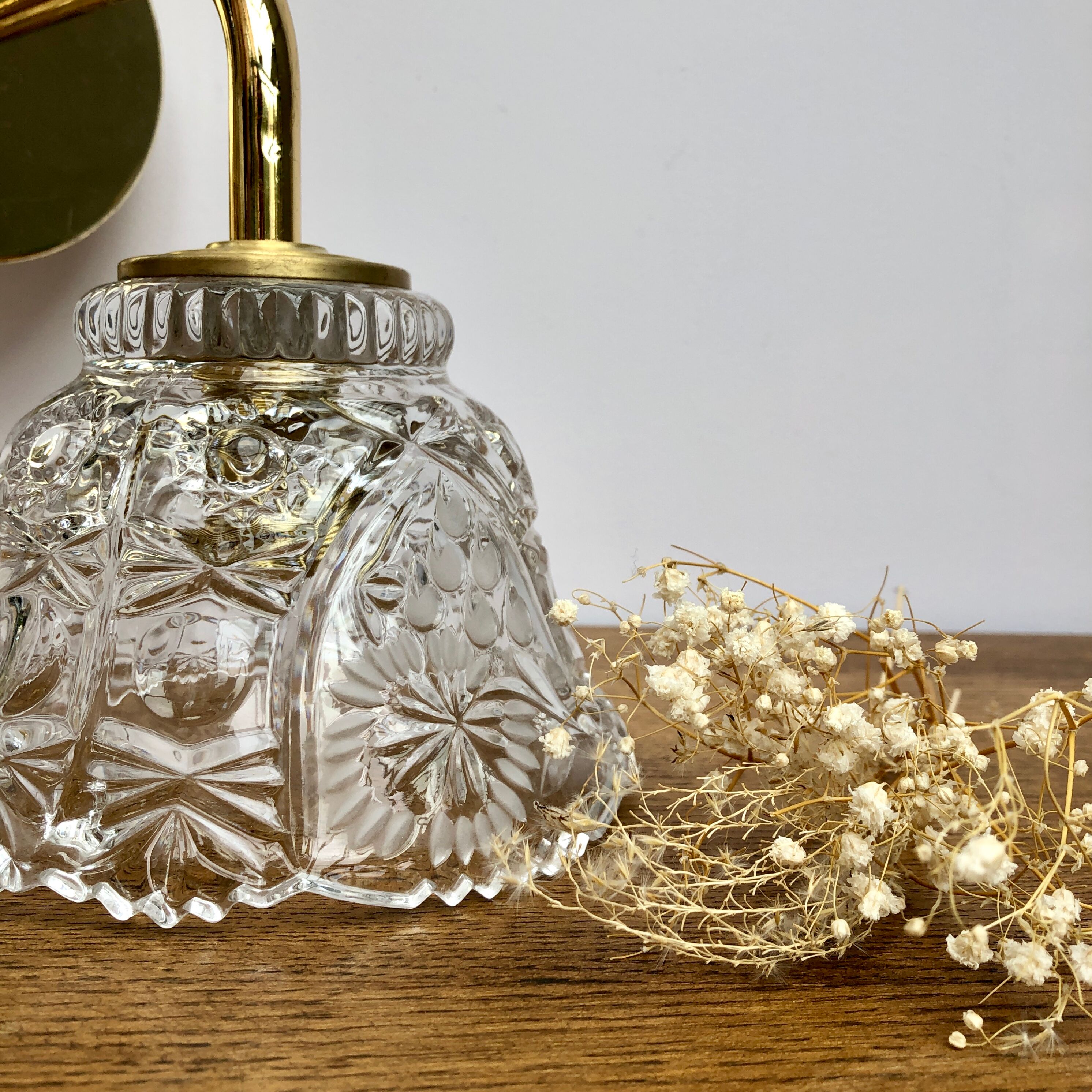 Applique abat-jour vinatge en verre ciselé