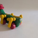 Grilllon, Kouvalias wooden pull toy