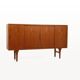 Buffet en teck et chêne par Henning Kjaernulf pour Bruno Hansen, années 1960