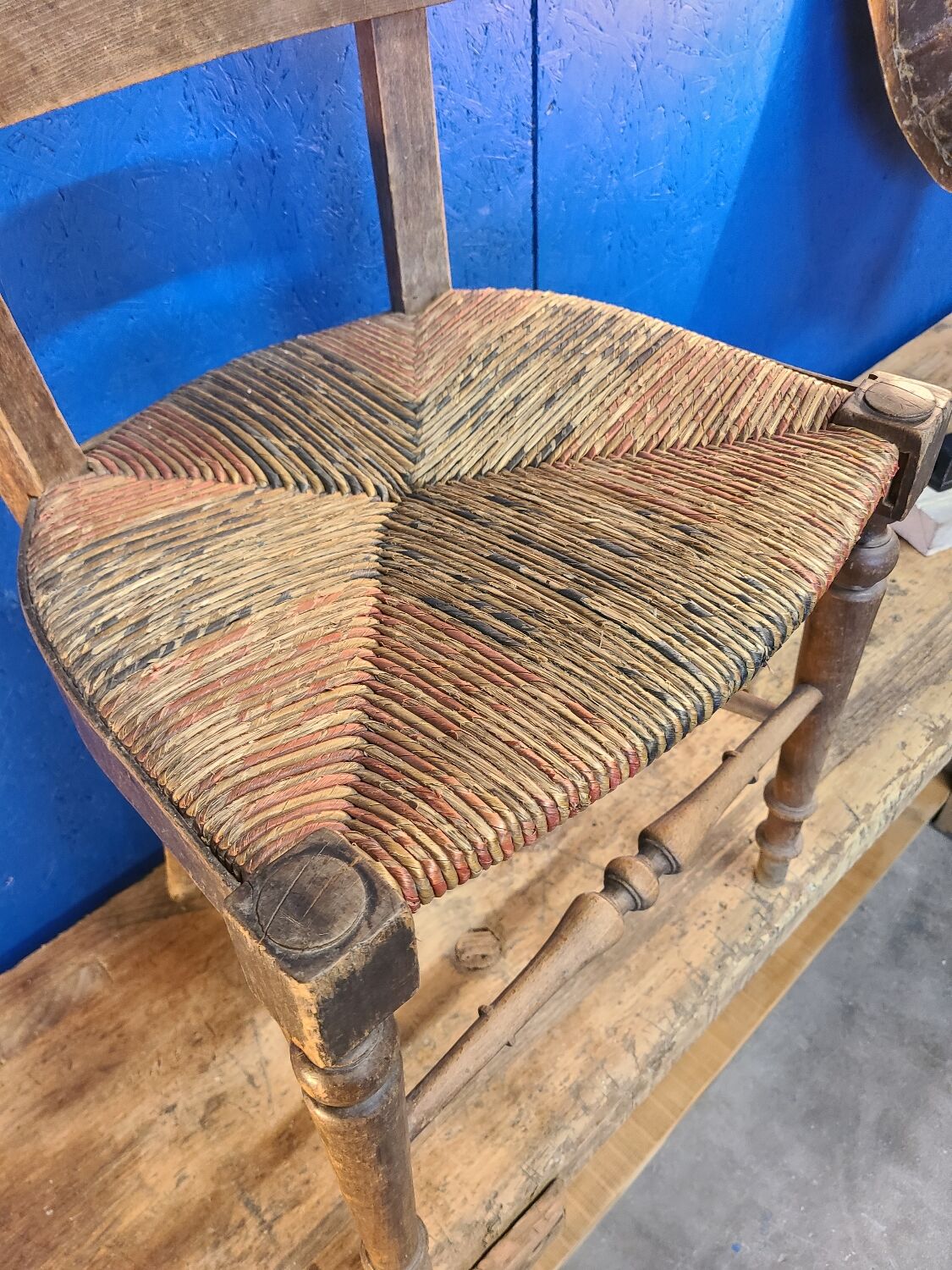 Antique mulched chair