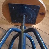 Screw stool 80s