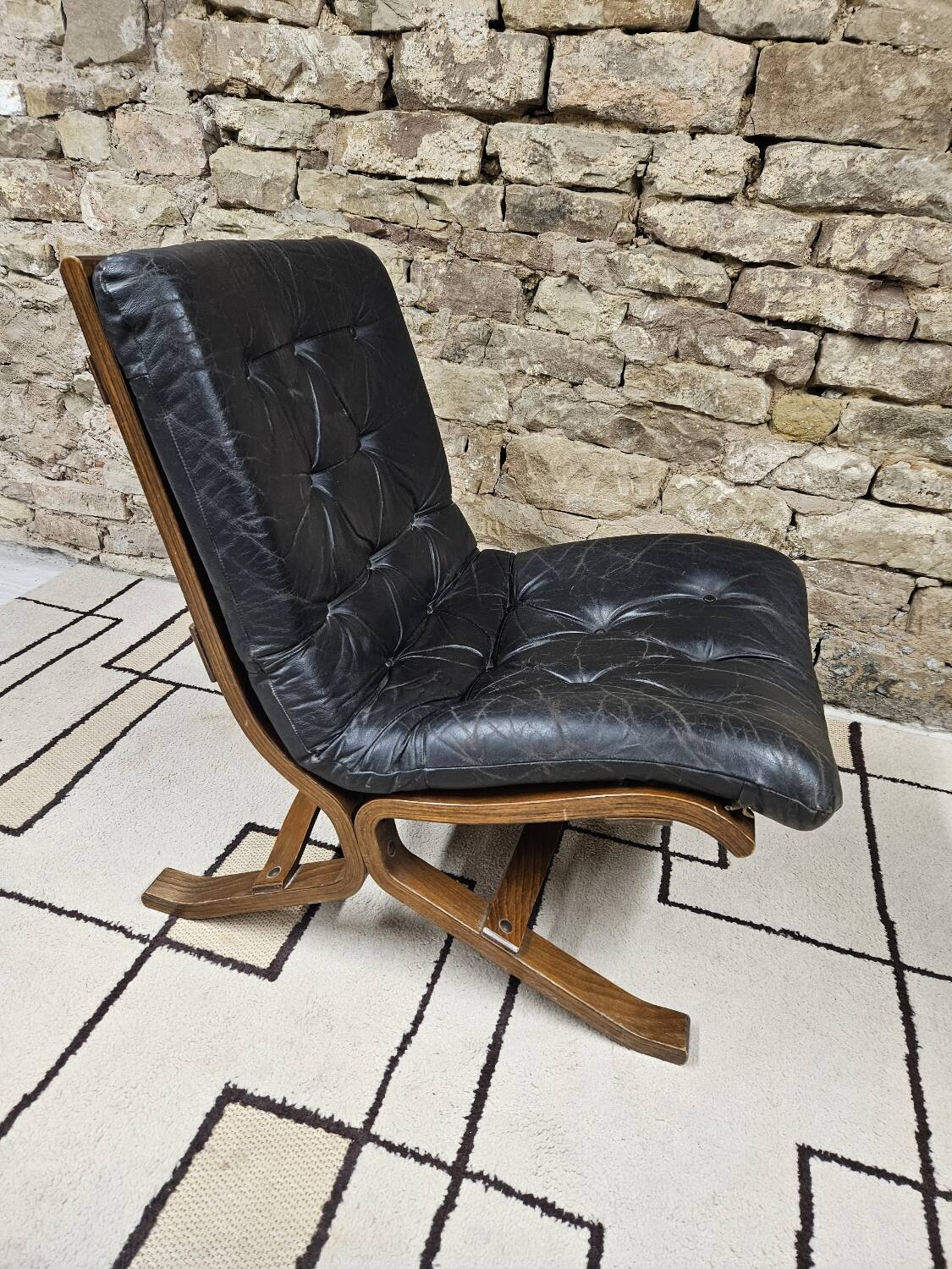 Fauteuil cuir vintage 1970"