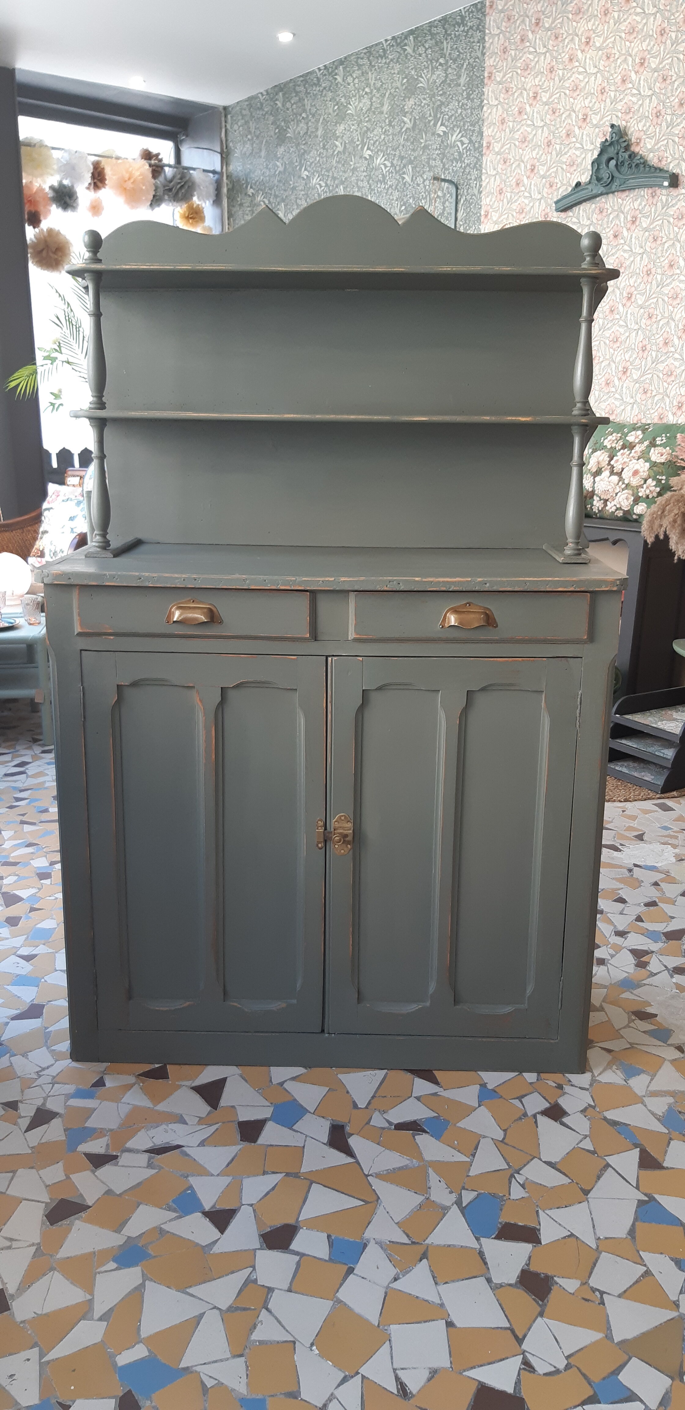 Buffet Parisien 2 bodies revisited in green