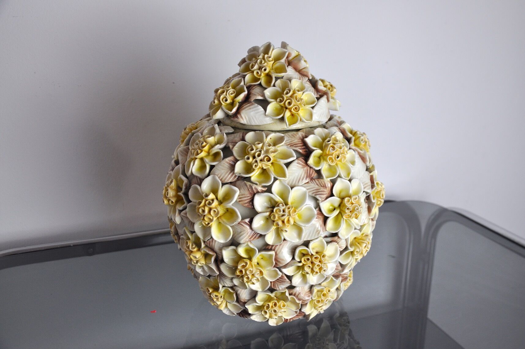 Vase Fleuri Manises, Spain, 1970