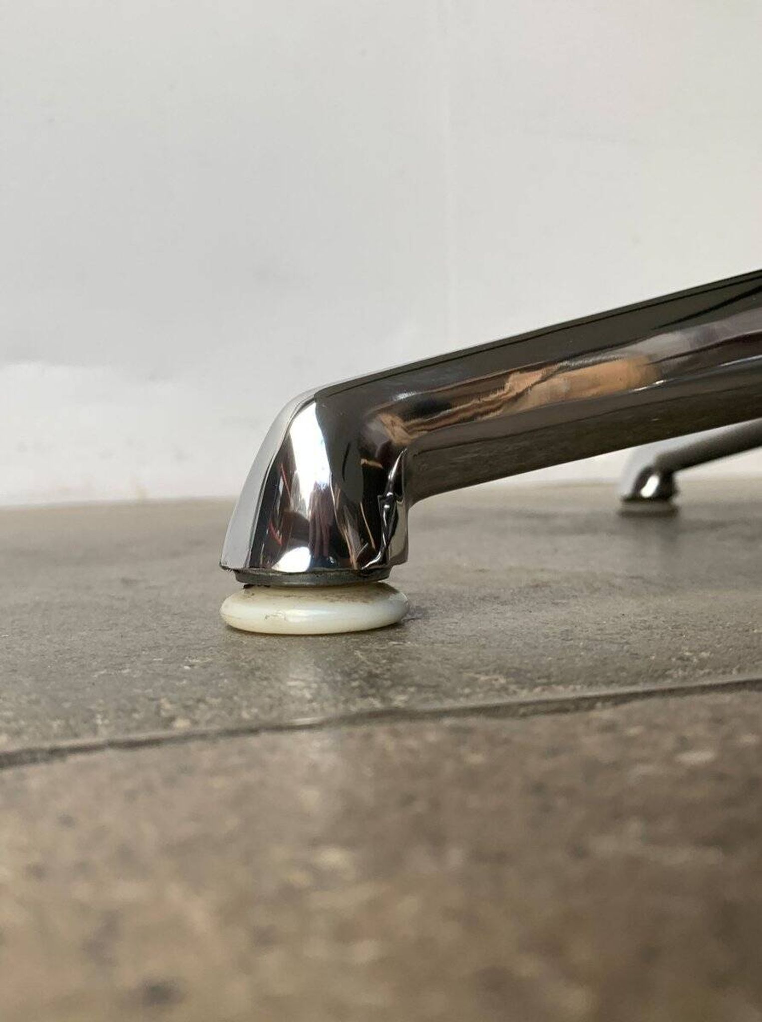 Table d'appoint du milieu du siècle par Charles & Ray Eames pour Herman Miller, années 1960