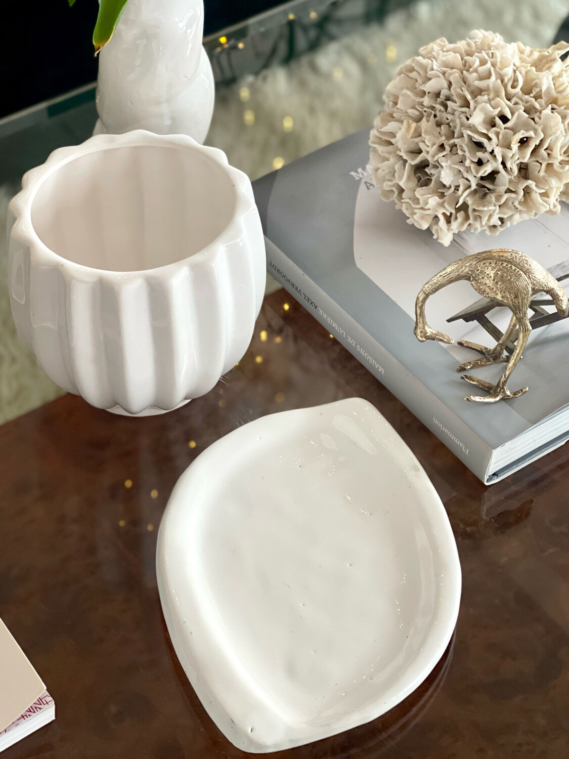 Empty ceramic pocket