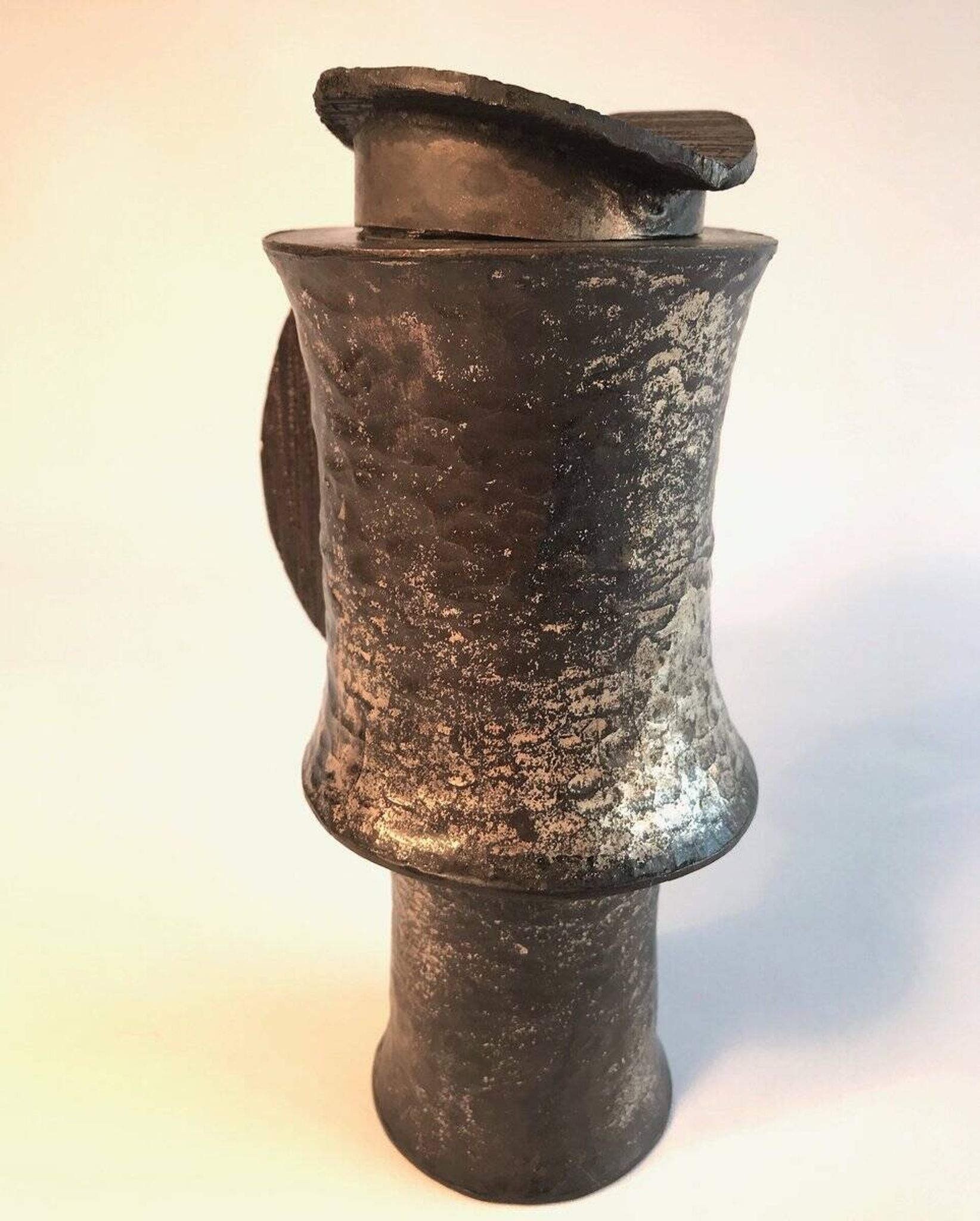 Italian brutalist lidded bronze jug by Lorenzo Burchiellaro, 1960s