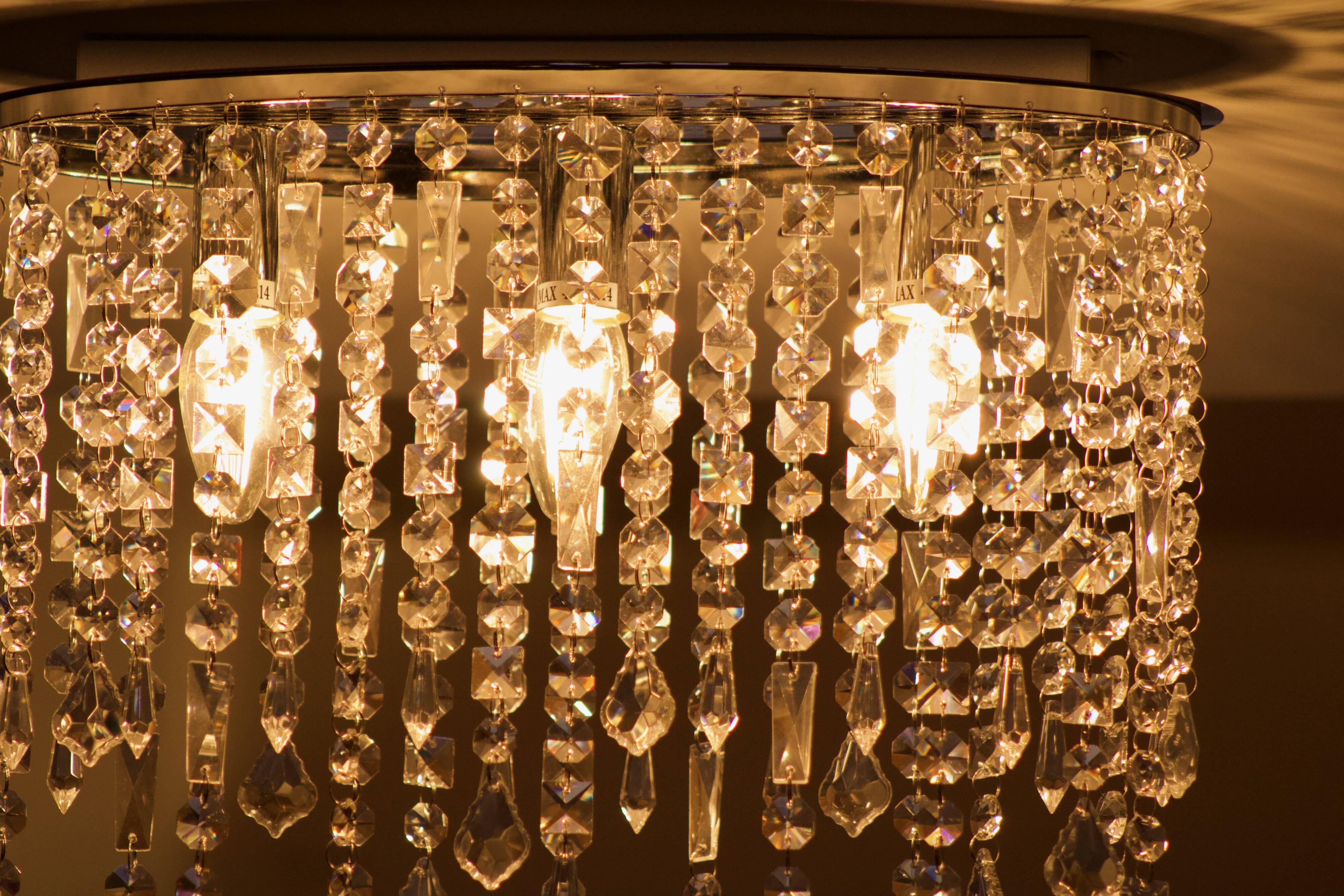 Minimalist glass fringe ceiling light