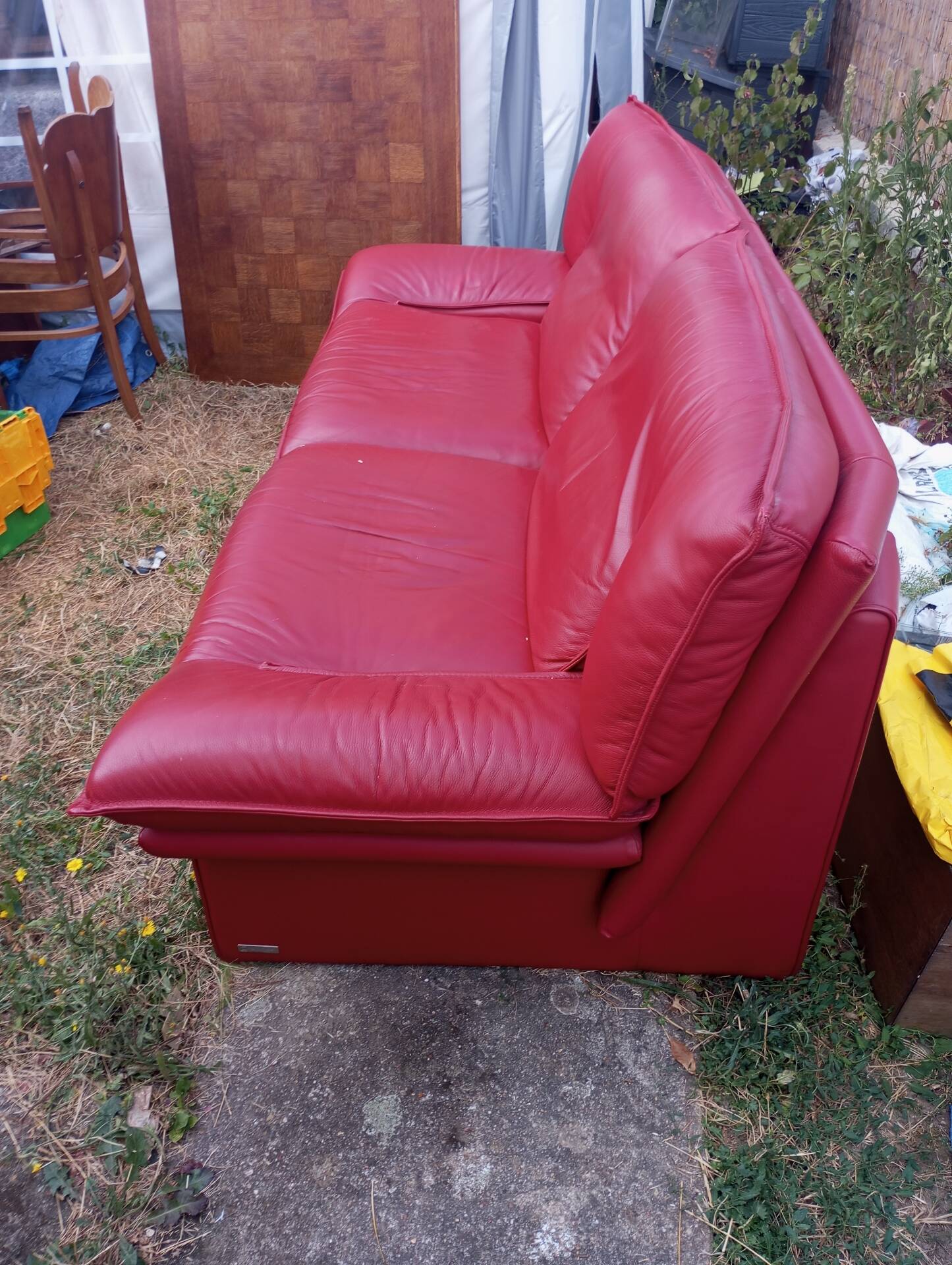 Italian 3-seater sofa in the style of Nicoletti Salotti.