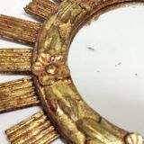 Espejo sol de madera. Spain, 1960s.