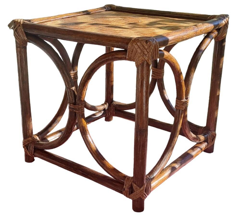 Glazed honey-colored bamboo coffee table Pier Import 1980