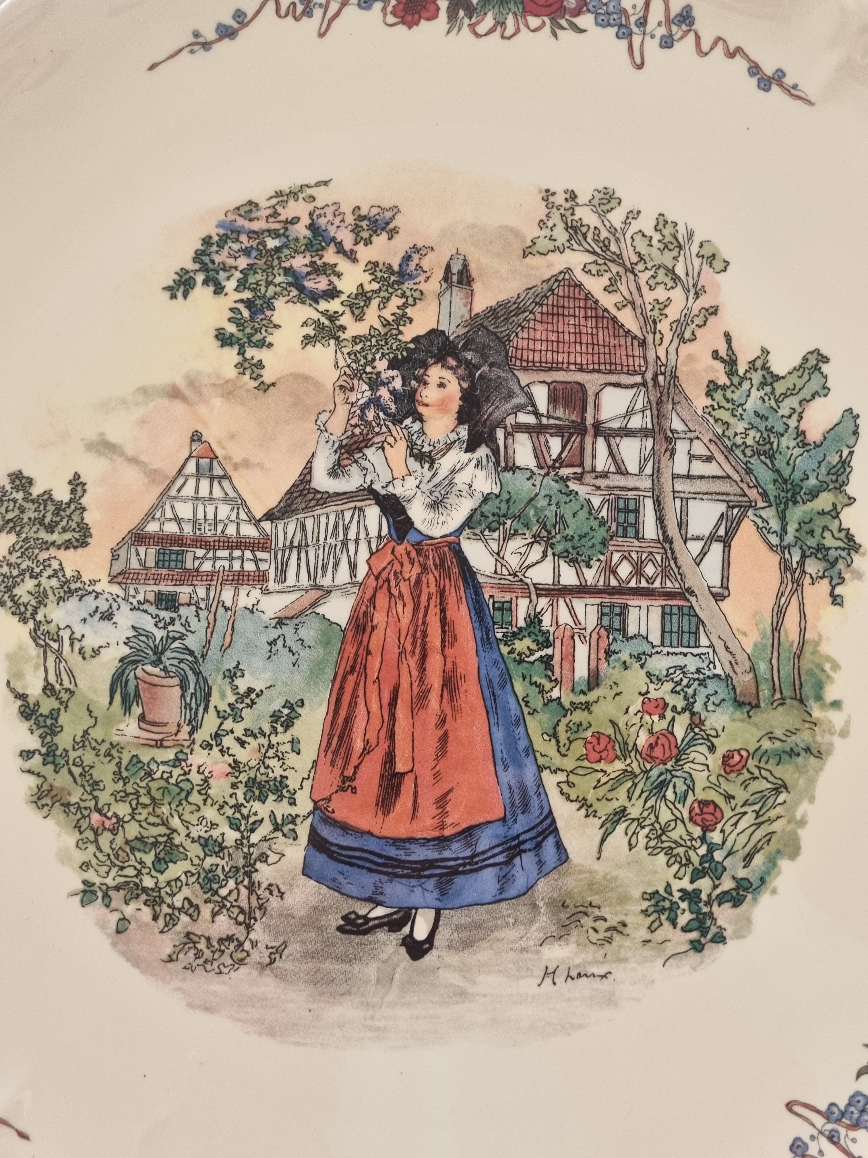 Large round serving dish earthenware Sarreguemines - OBERNAI - H. LOUX