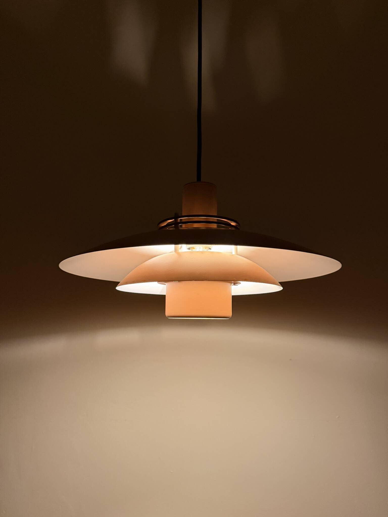 Vintage Form Light 80184 - Danish design pendant - fully restored