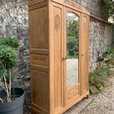 Parisian art deco wardrobe in solid raw oak, removable