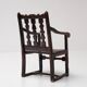 Fauteuil en chêne provincial français du XVIIIe siècle