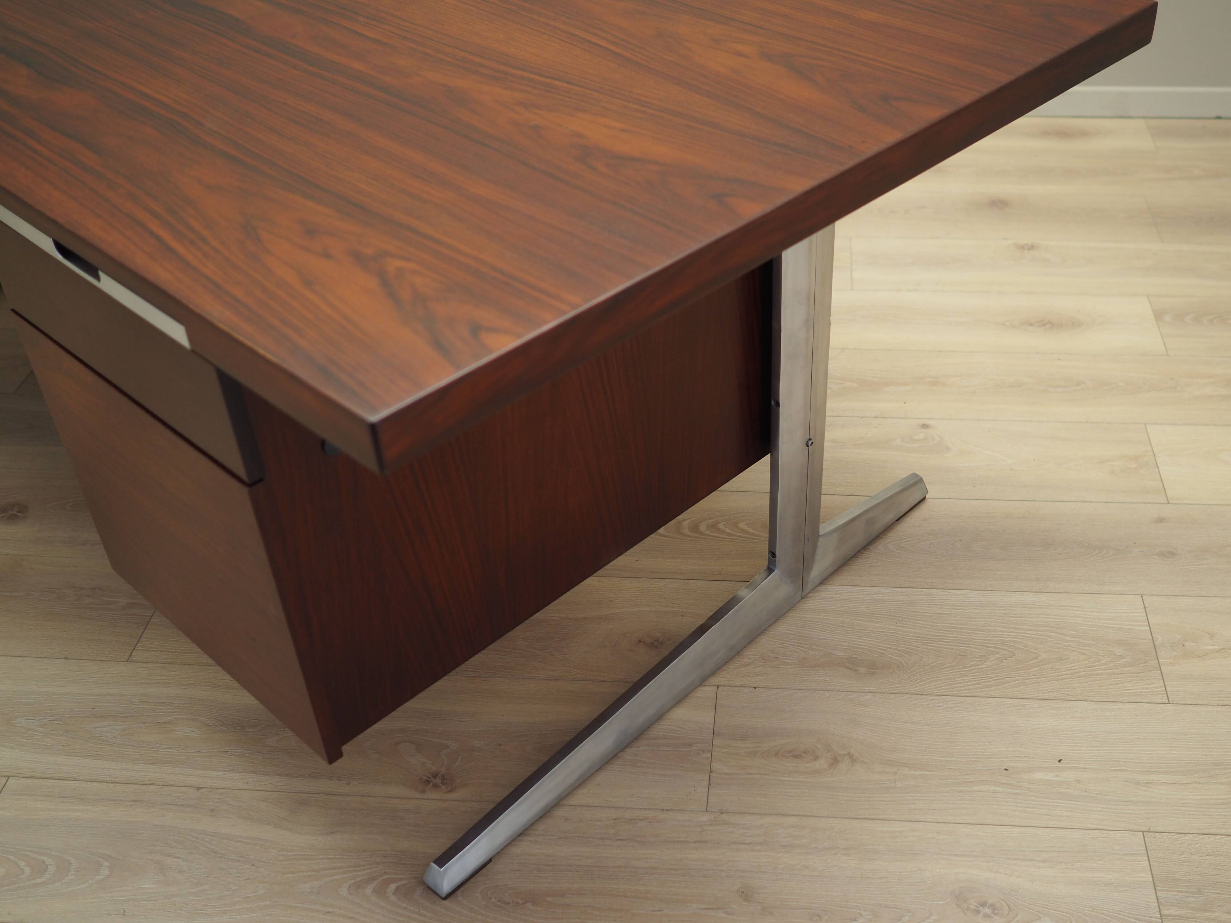 Bureau en palissandre, design danois, années 1970, designer : Marius Byrialsen, fabricant : Nipu Møbler