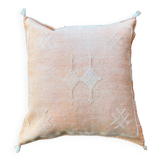 Sabra cushion