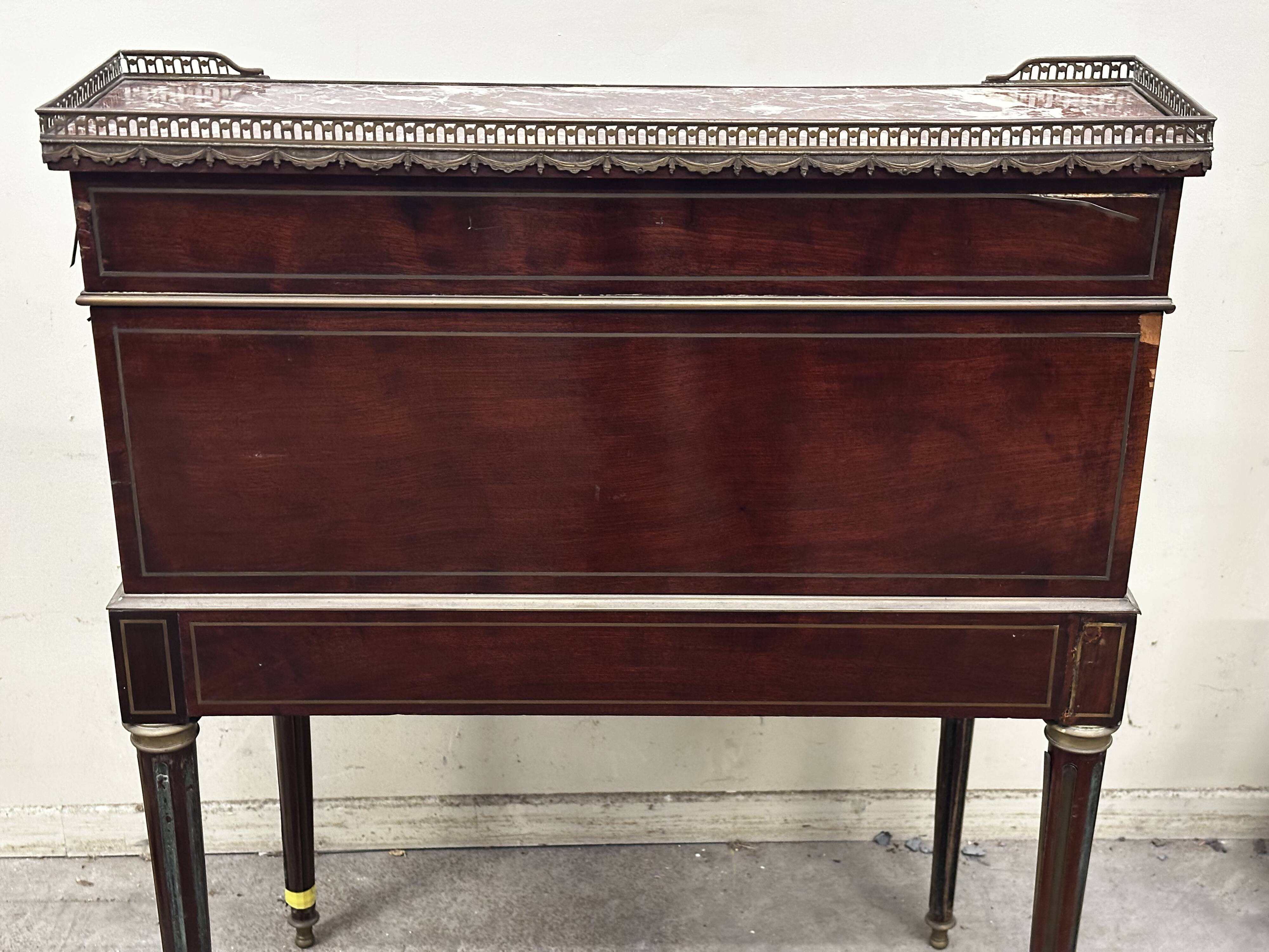 Secretary - Bonheur du Jour with pearly Louis XVI style system