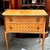 Louis XVI style chest of drawers with marquetry inlay