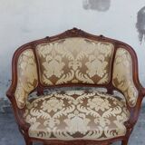 Louis XV shepherdess armchair in carved walnut