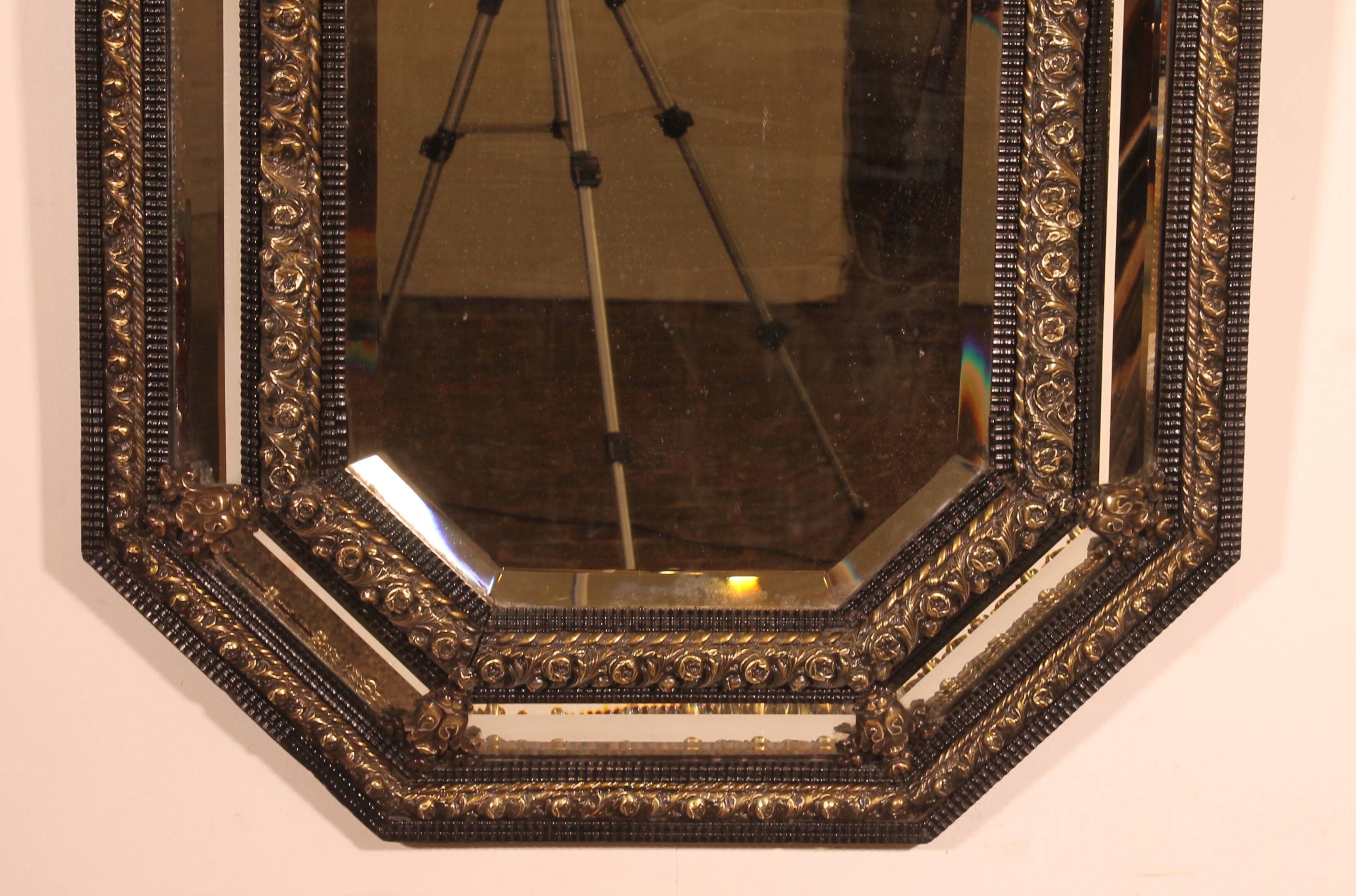 Grand Miroir à parcloses du 19° siècle -Pays Bas