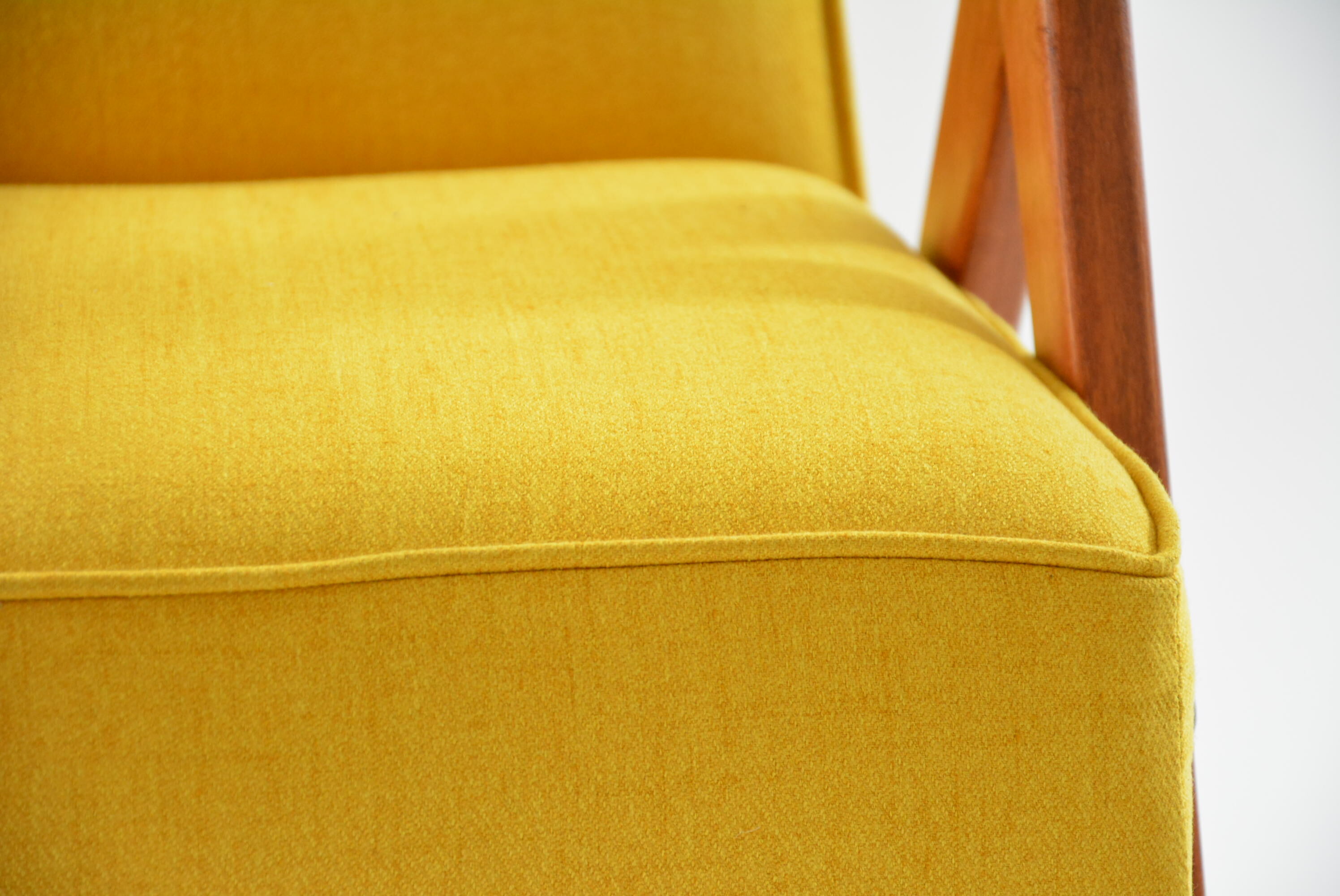 Yellow KOMPAS armchair top back