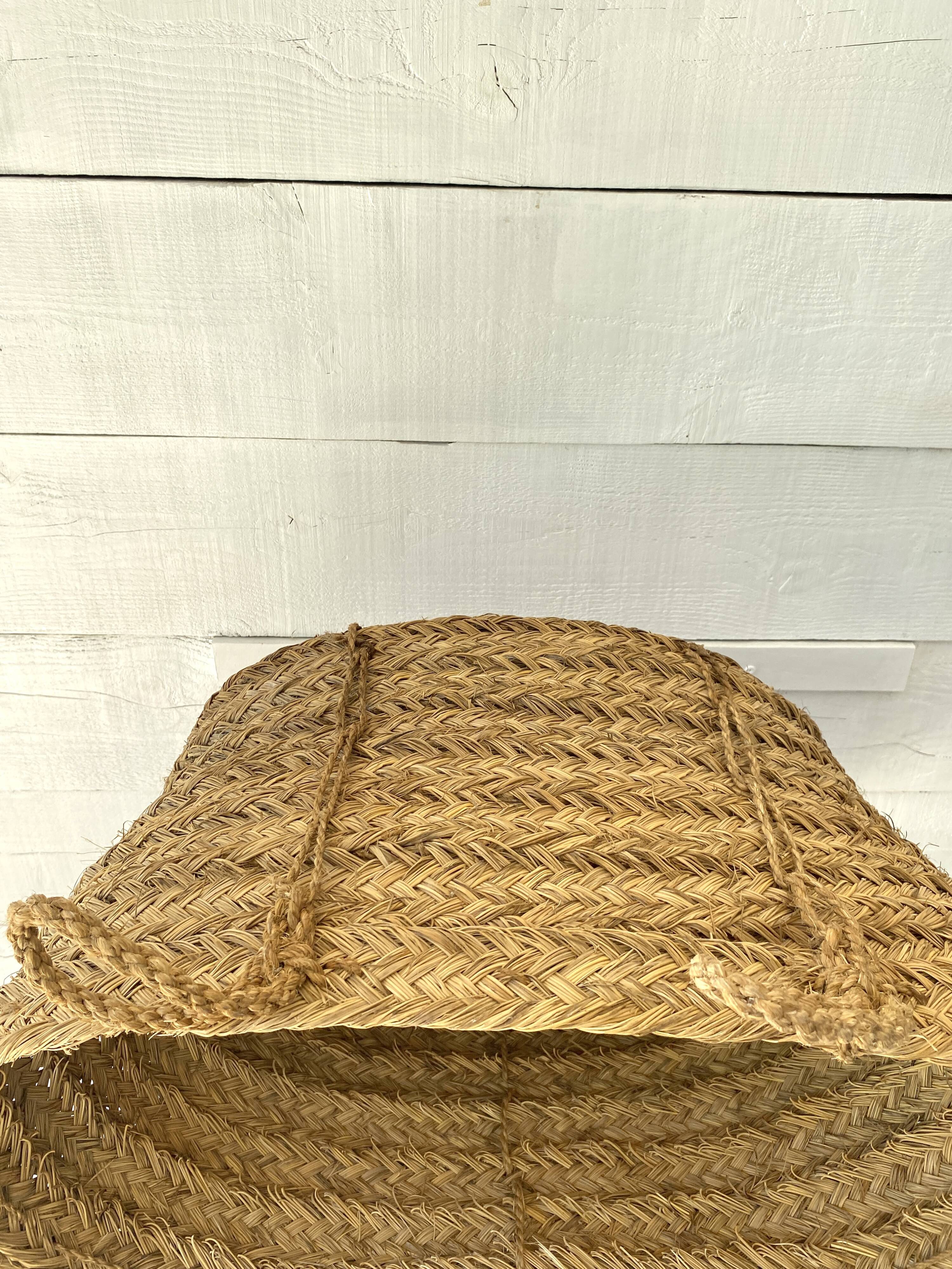 XXL woven straw basket