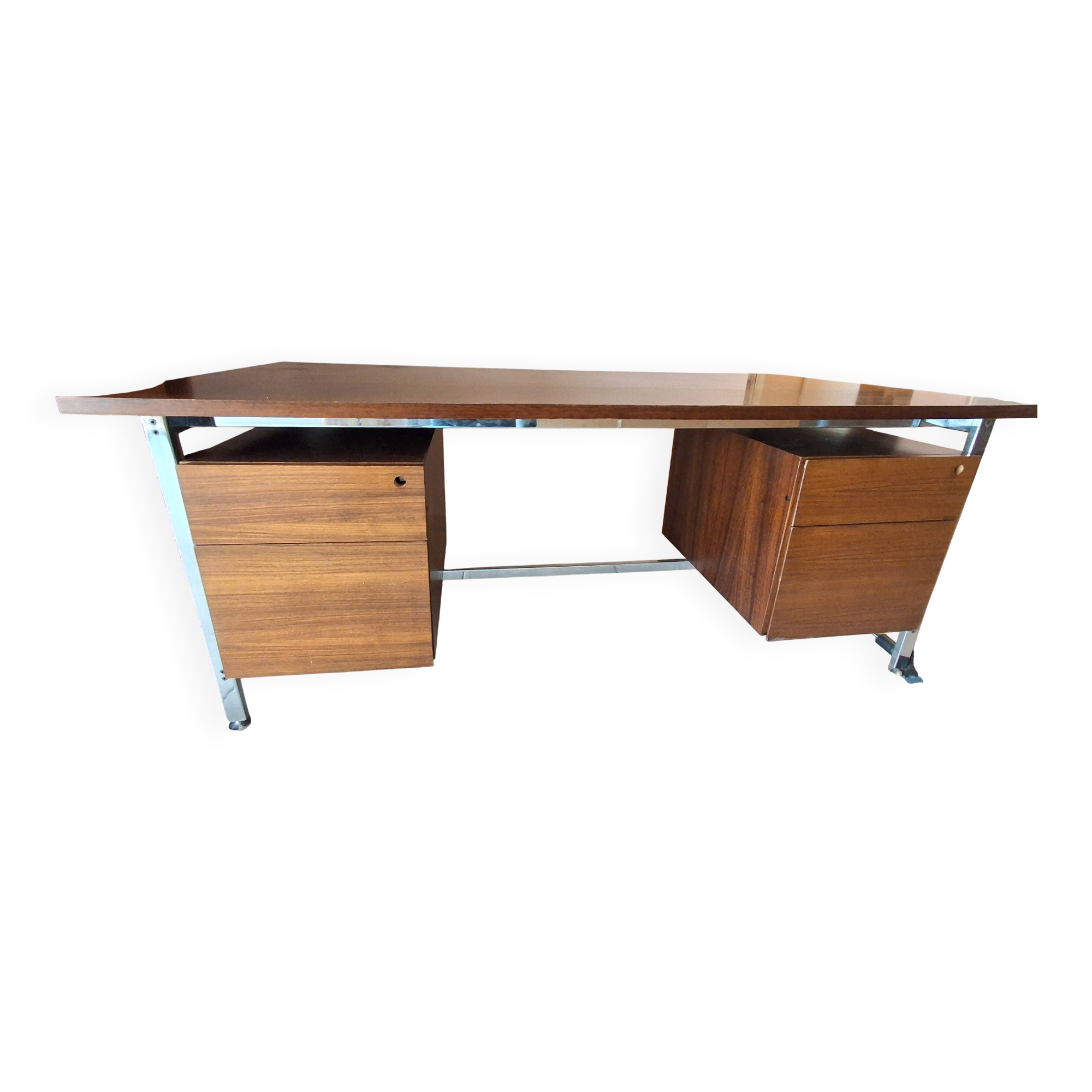 Large executive office