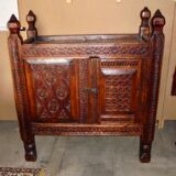 Coffre de mariage Afghan XIXé meuble d'art populaire bois sculpté