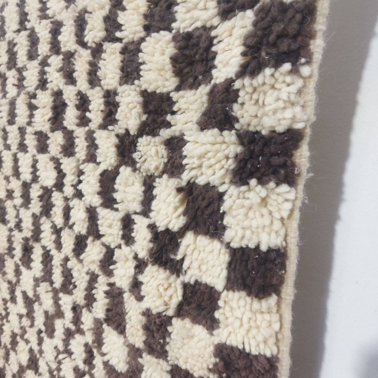 Handmade wool Berber rug 256x150 cm