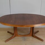 Extendable oval table baumann in elm central foot