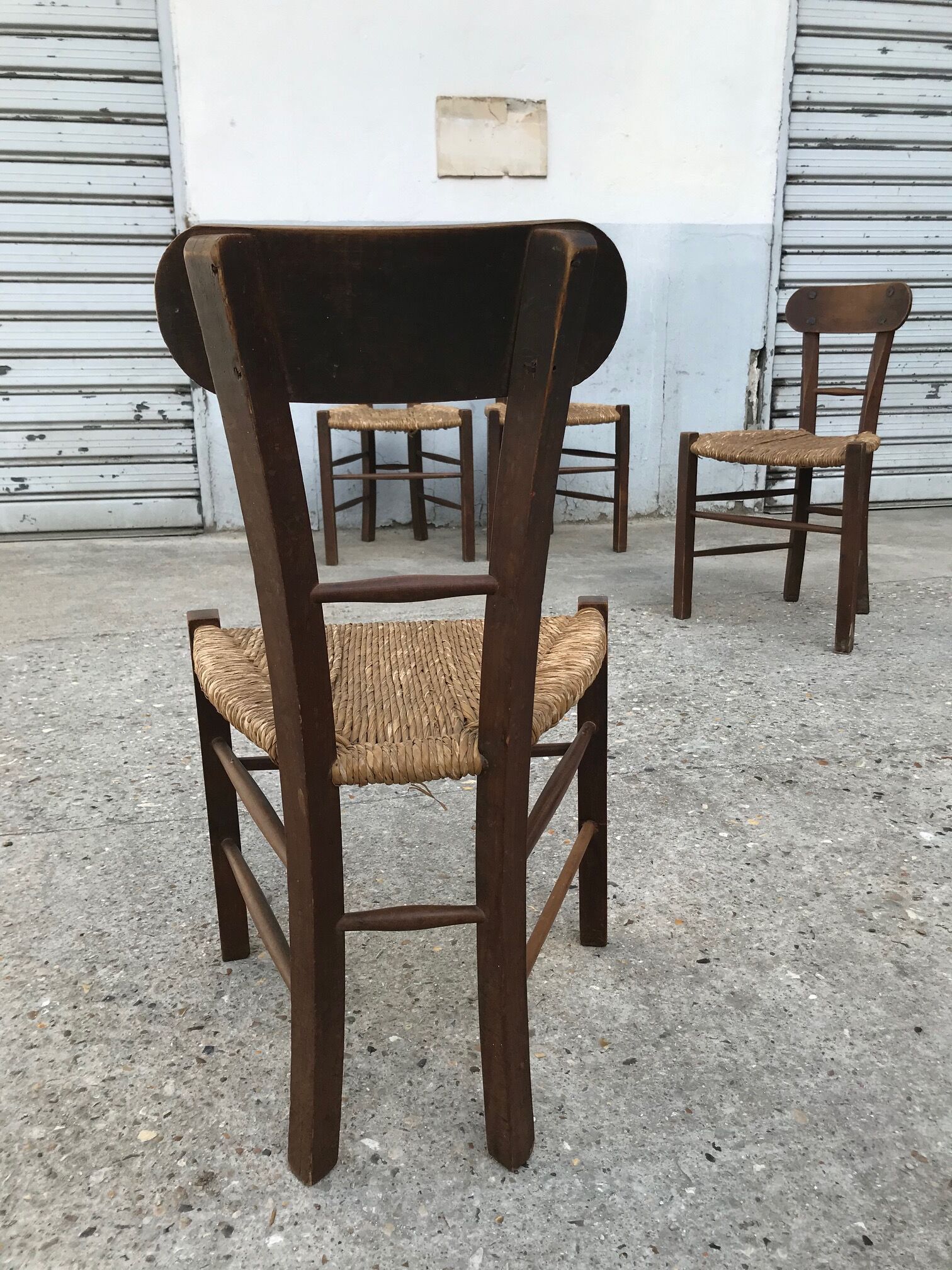 Set of 4 brutalist chairs wood and rope, popular art