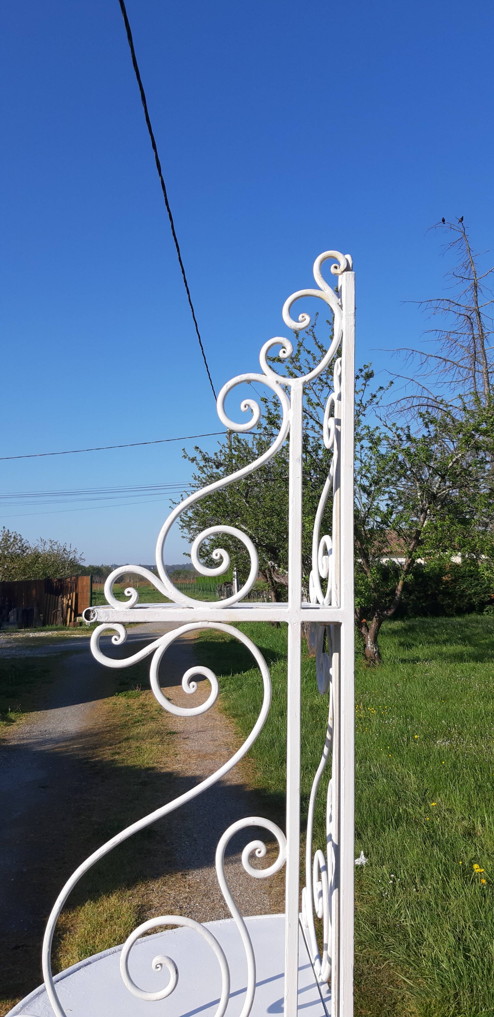 Wrought iron garden corner corner 1900