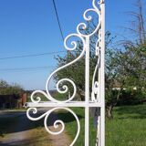 Wrought iron garden corner corner 1900