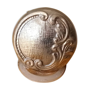 Vintage furniture knob in Louis XV style, gilded with fine gold.