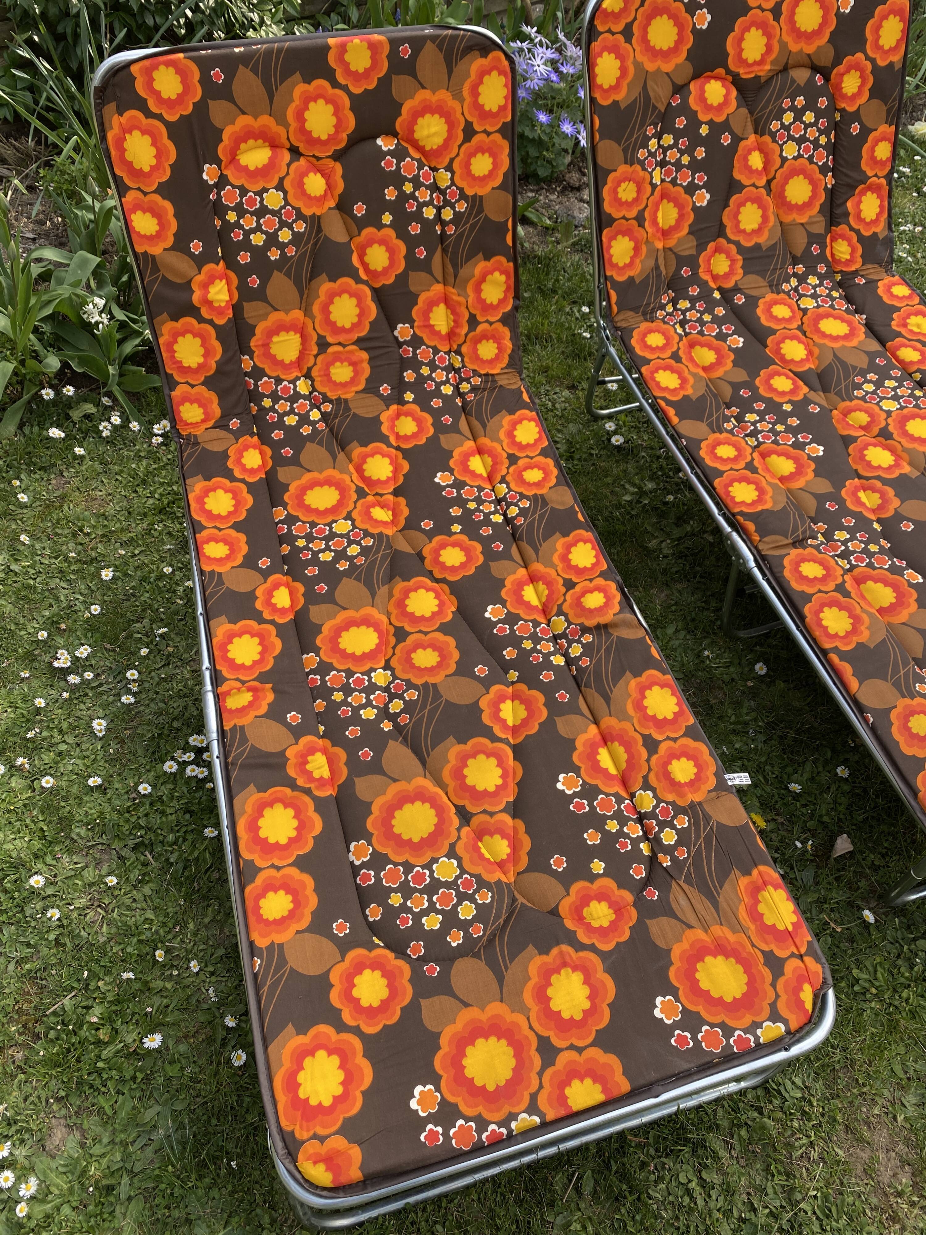 Pair of vintage sunbeds