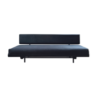 André Simard sofa for Airborne