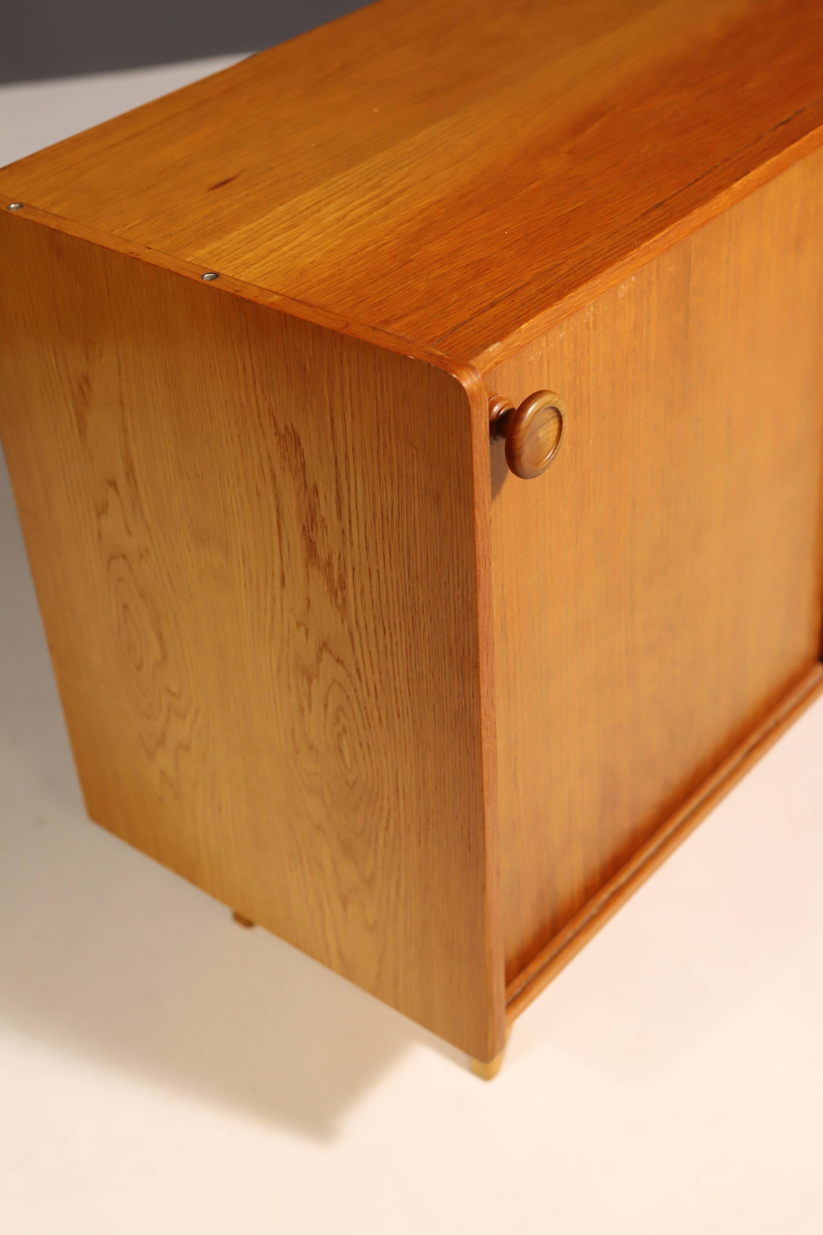 Mid century cabinet U452 by Jiří Jiroutek for Interiér Praha, Czechoslovakia, 1960´s