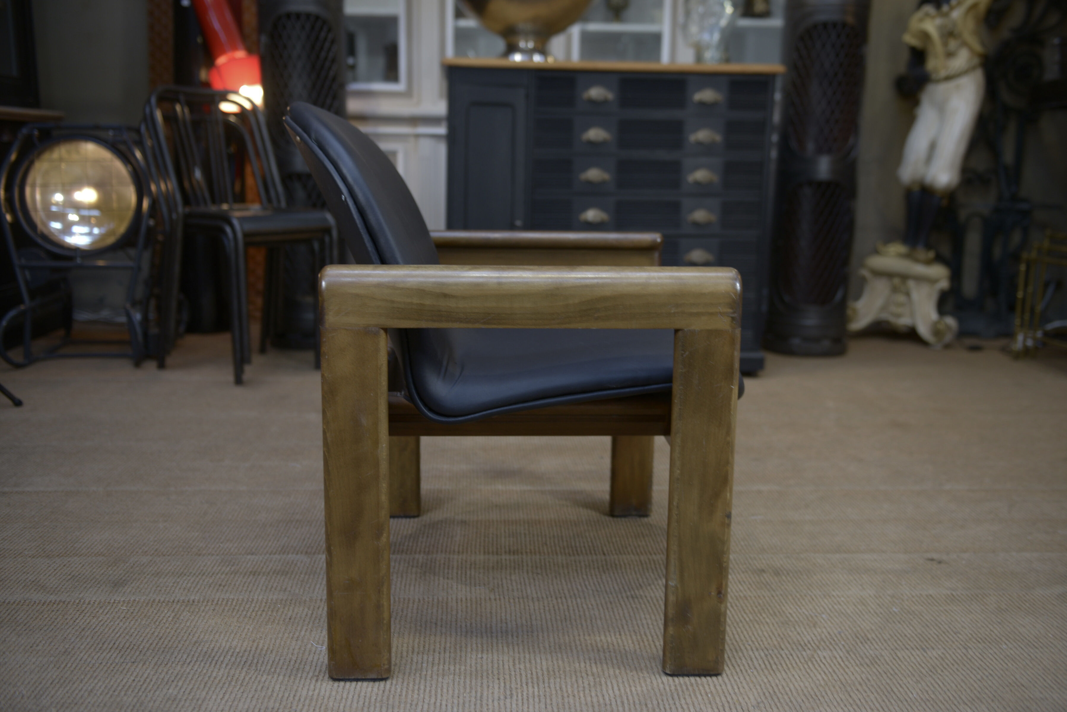 Leather and beech armchair Vintage 1970