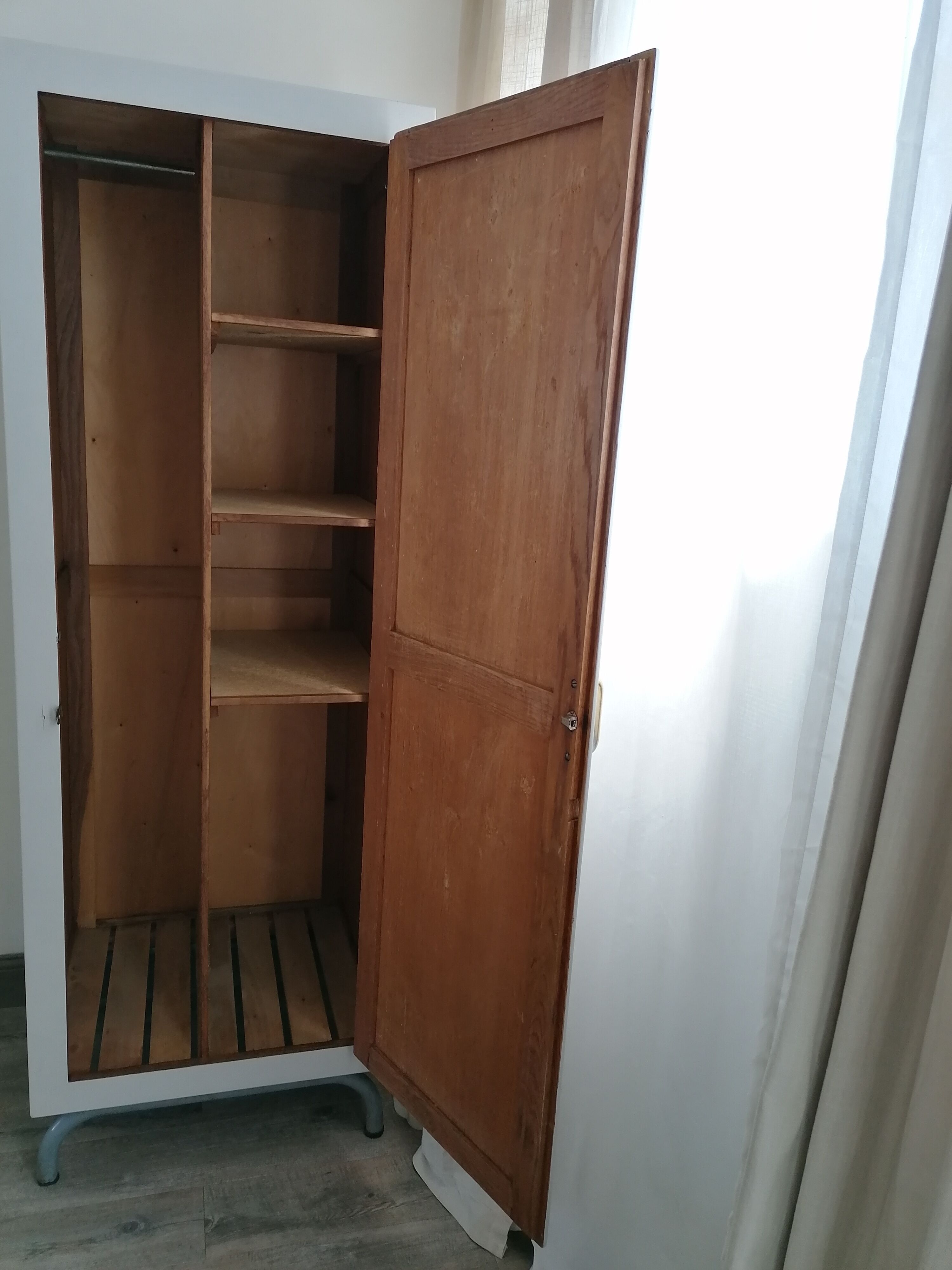 Mobilor cupboard