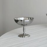 6 stainless steel footed bowls