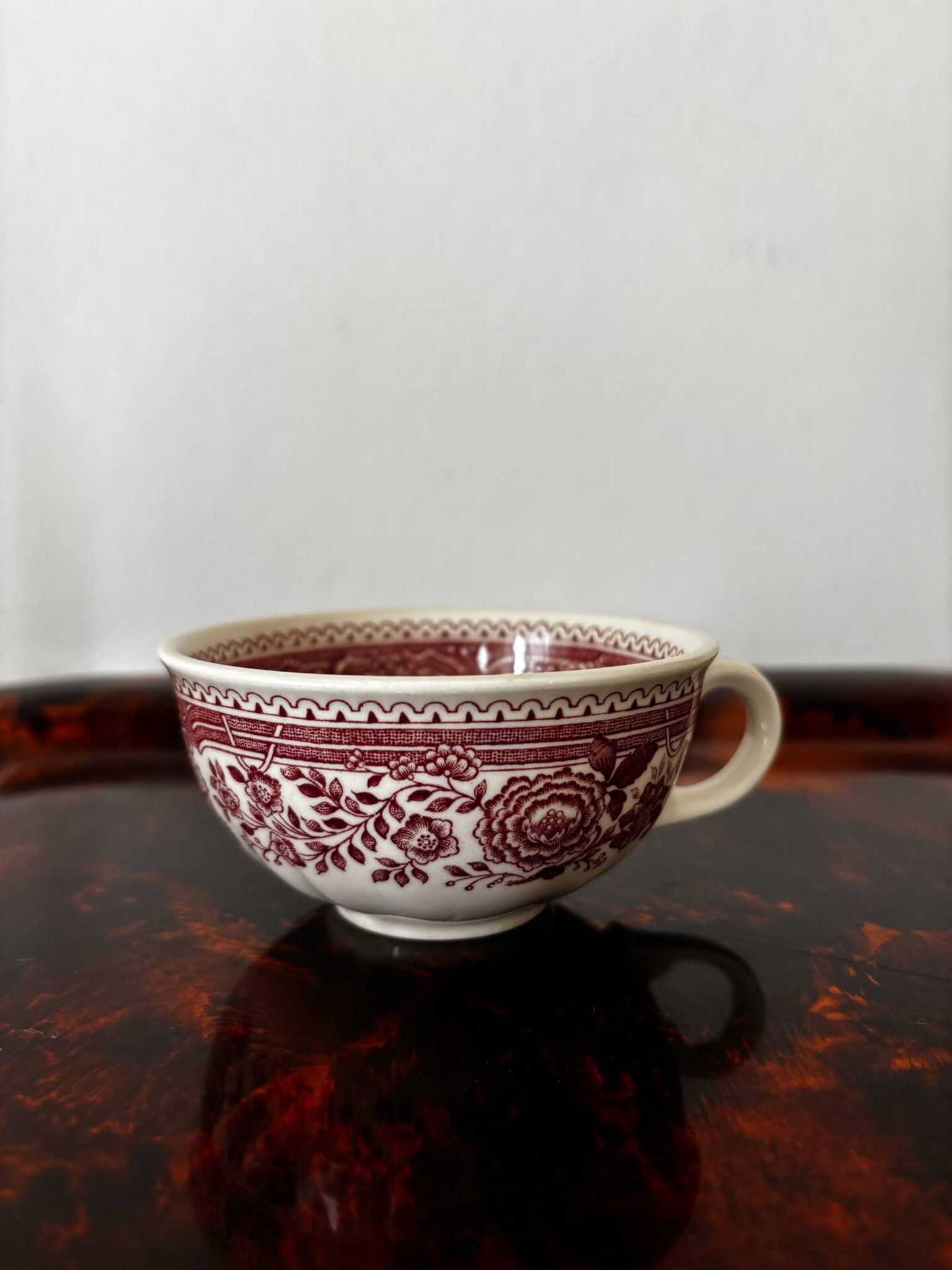Cup and saucer Burgenland Villeroy and Boch burgundy
