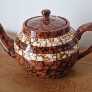 Théière céramique Sarreguemines marron modèle Mary Digoin