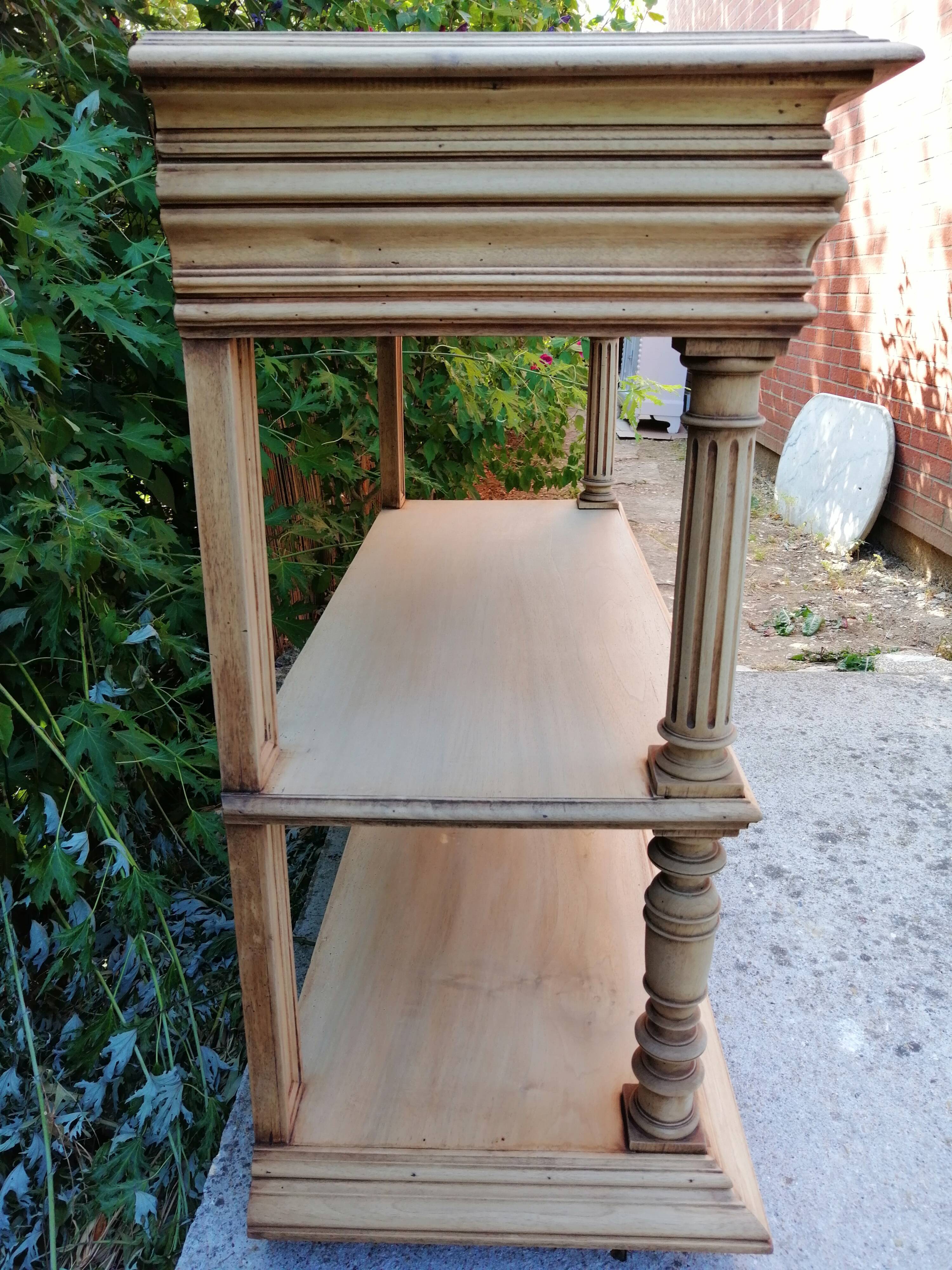 Console Henry II