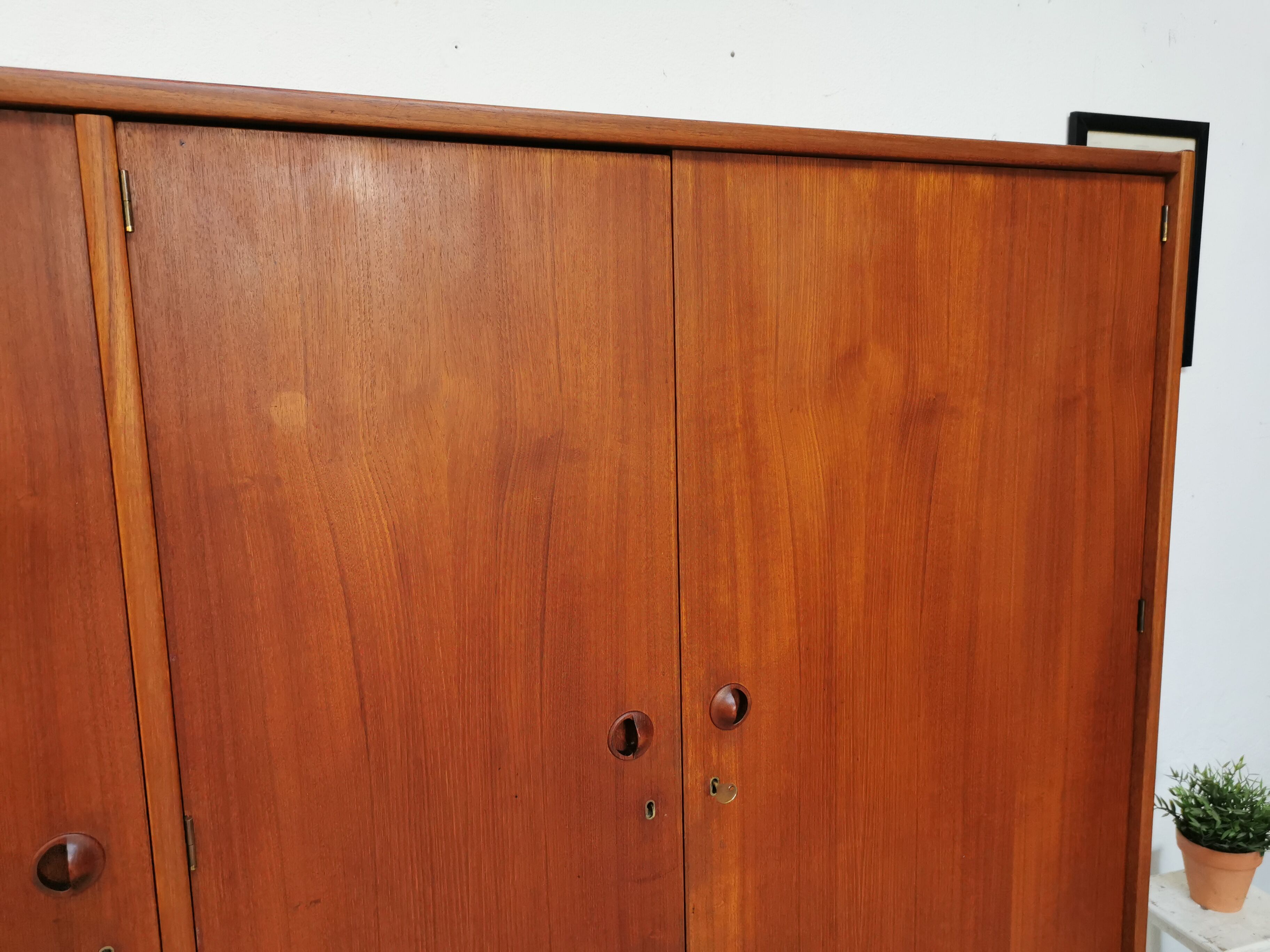 Teak cabinet design Tricoire & Vecchione