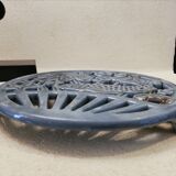 Cast iron underside Japanese pattern