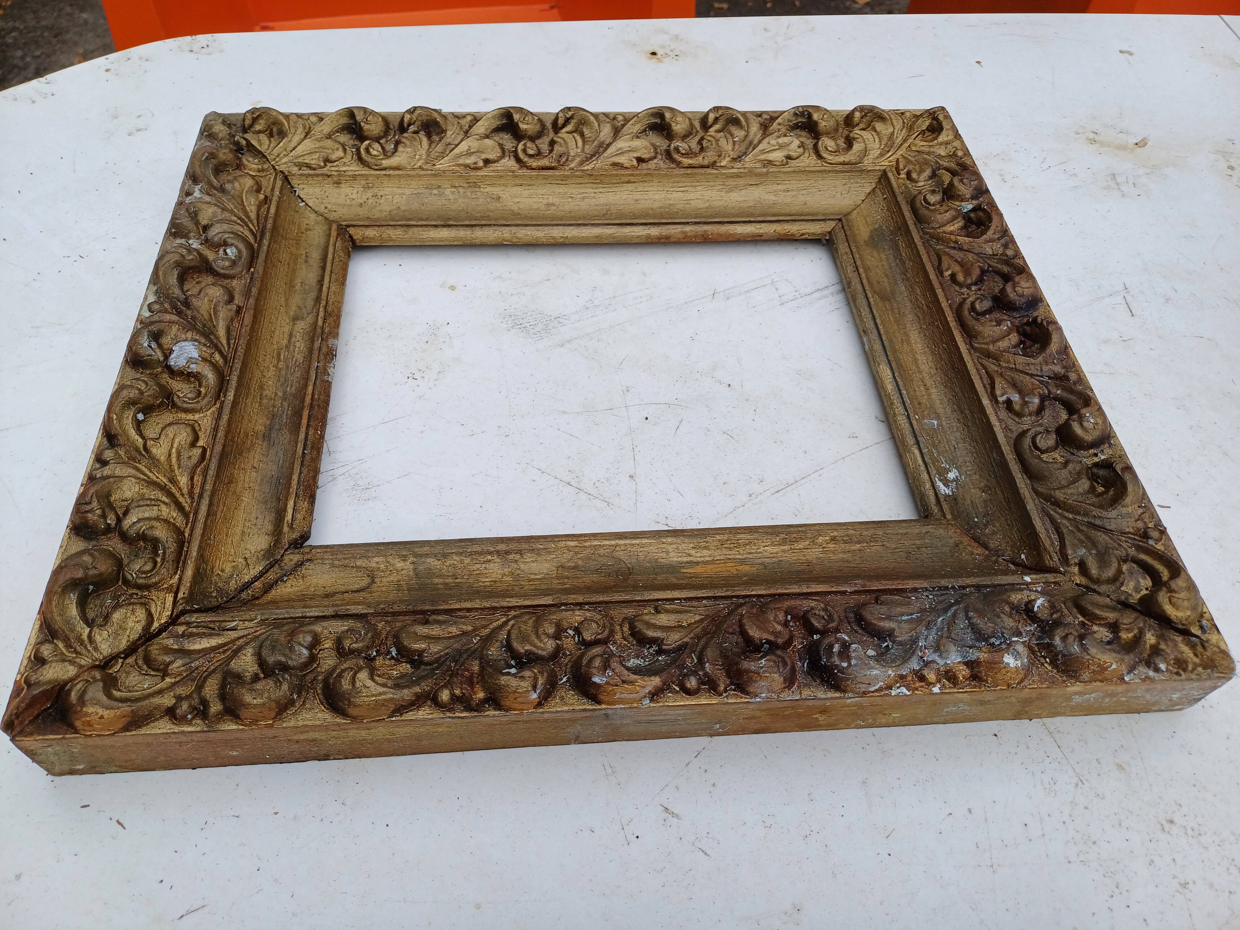 3 19th century gilded frames Wood and Stuk