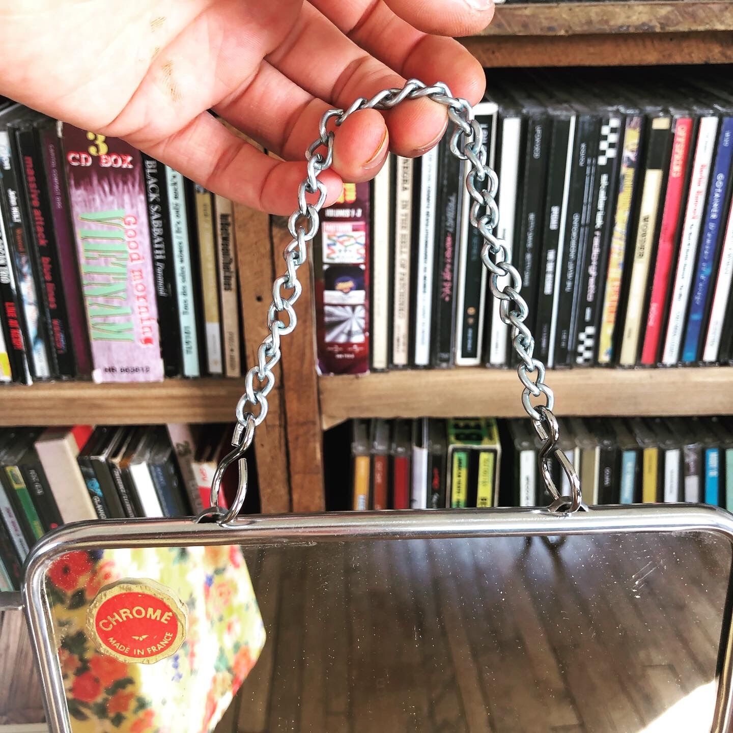 Metal barber tryptic